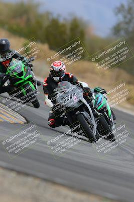 media/Jan-15-2023-SoCal Trackdays (Sun) [[c1237a034a]]/Turn 3 (1115am)/